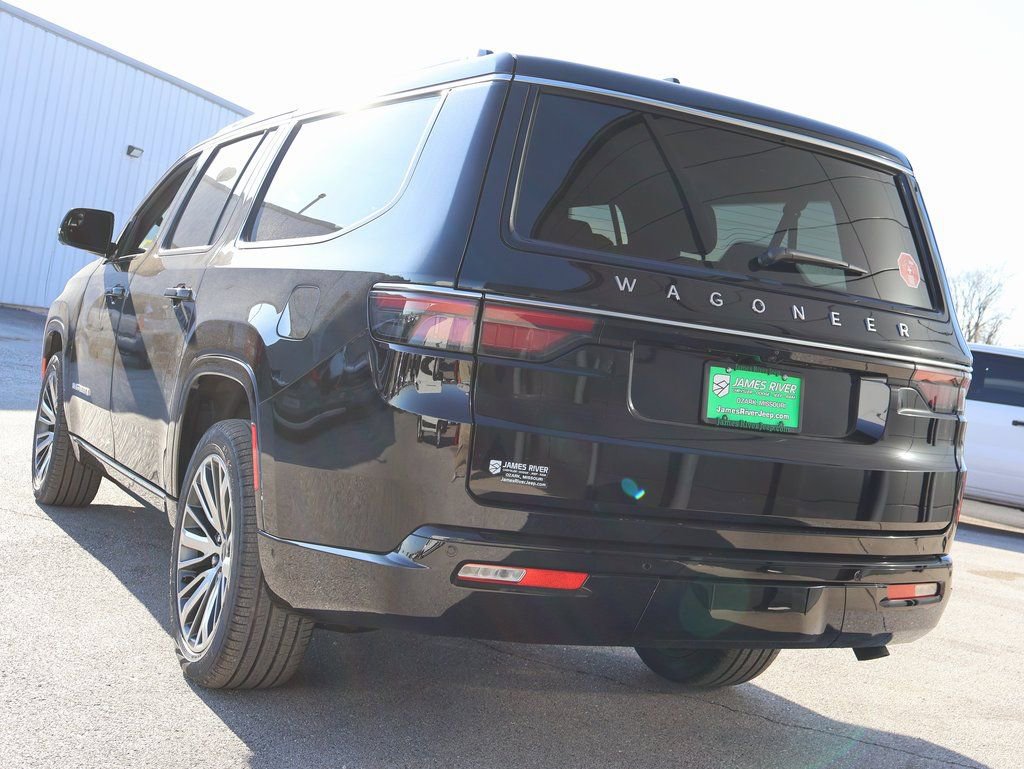 New 2025 Jeep Wagoneer L Series II AWD/4WD image 3