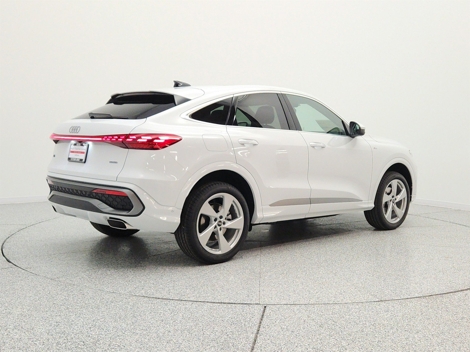 New 2026 Audi Q5 Premium Plus AWD/4WD image 5
