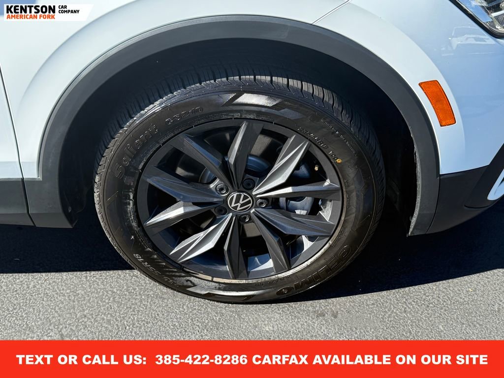Used 2024 Volkswagen Tiguan SE image 16