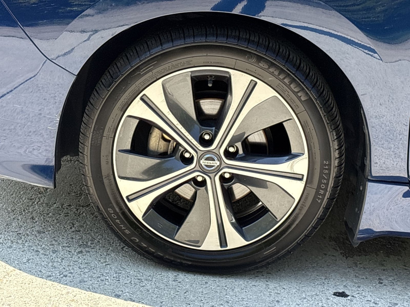 Used 2018 Nissan Leaf SV FWD image 17