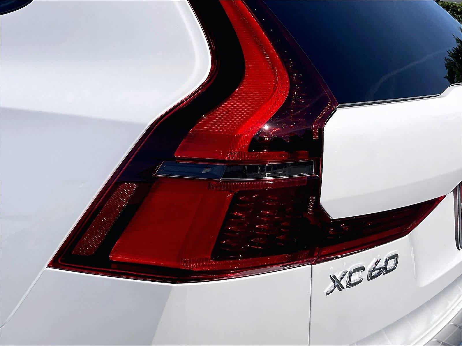 New 2026 Volvo XC60 T8 Plus w/ Climate Package AWD/4WD image 25