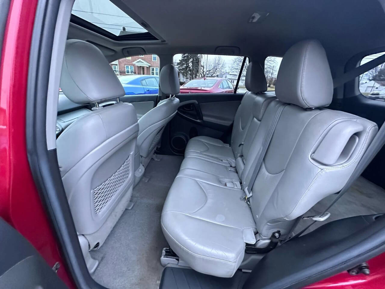 Used 2011 Toyota RAV4 Limited w/ Limited Extra Value Pkg image 11