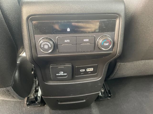 Used 2023 GMC Acadia SLE w/ Driver Convenience Package AWD/4WD image 23