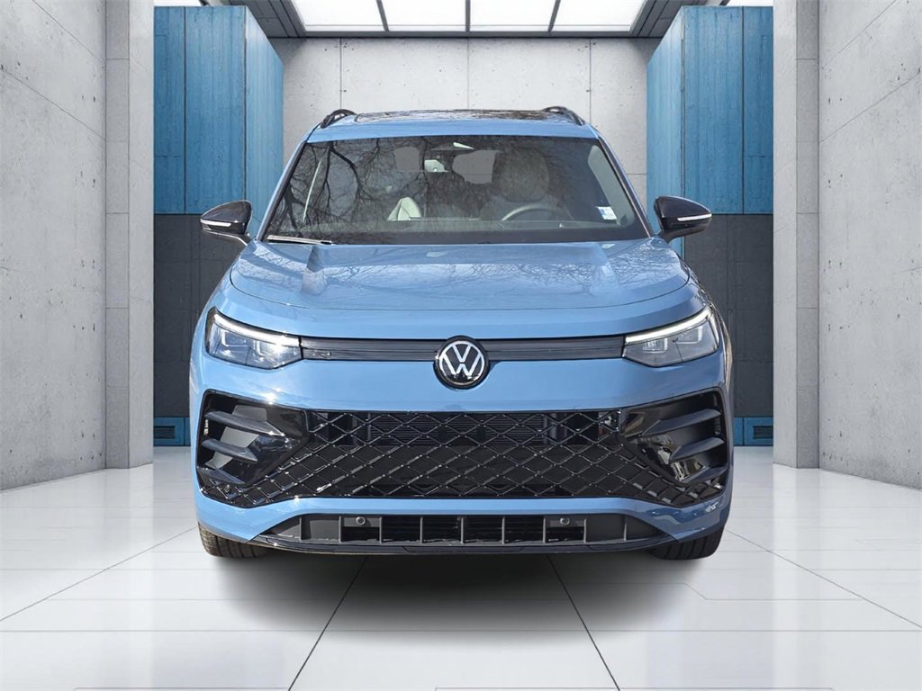 New 2026 Volkswagen Tiguan SE R-Line image 25