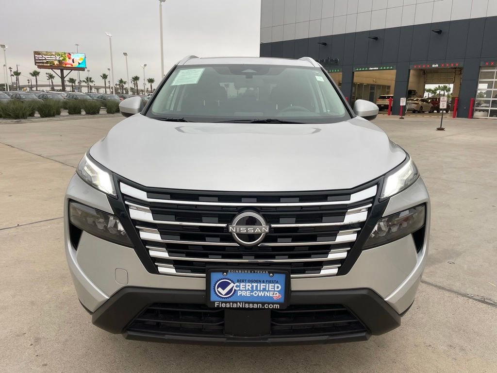 Certified 2025 Nissan Rogue SV w/ SV Premium Package FWD image 6