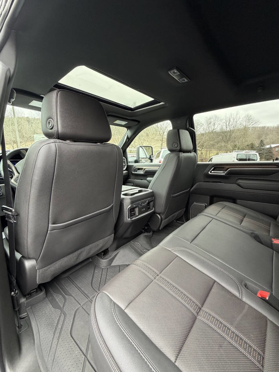 Used 2024 Chevrolet Silverado 3500 High Country w/ High Country Premium Package image 55