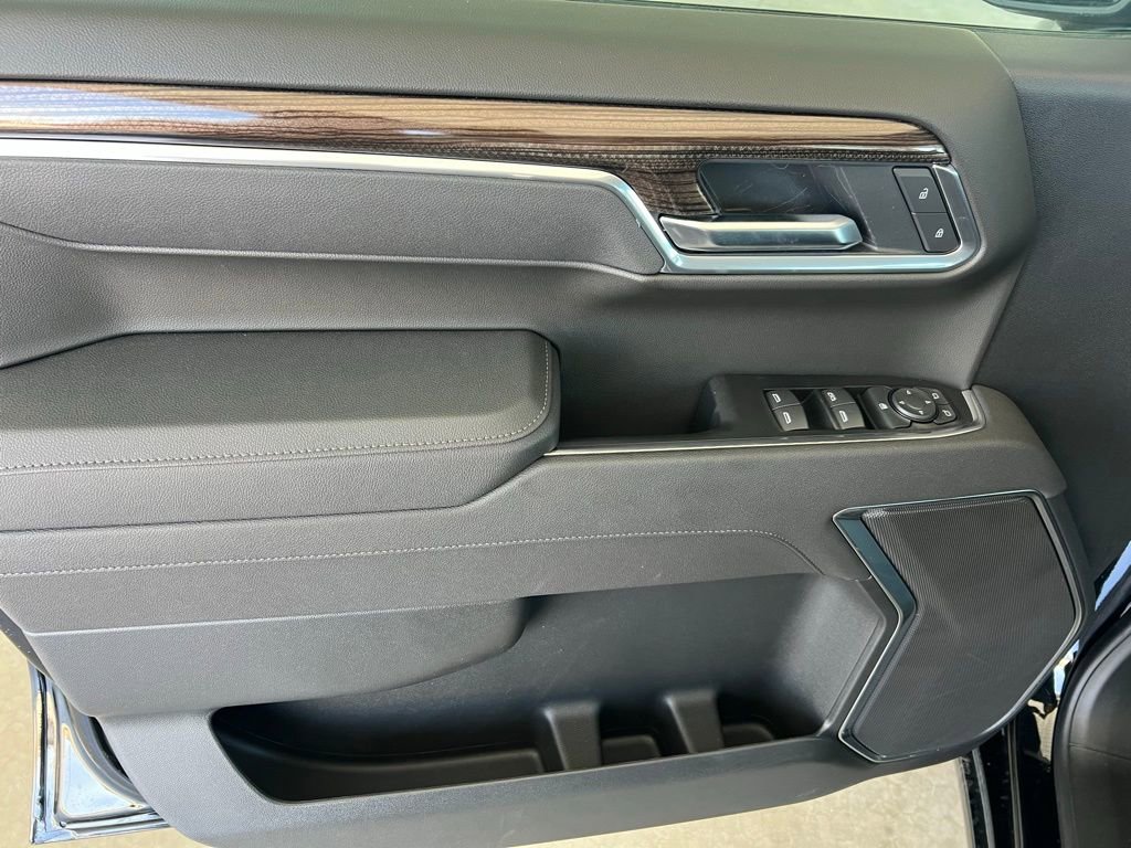 New 2025 Chevrolet Silverado 1500 RST w/ Protection Package AWD/4WD image 8
