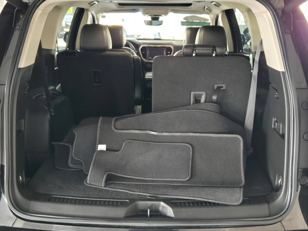 Certified 2023 GMC Acadia Denali w/ Denali Ultimate Package AWD/4WD image 14