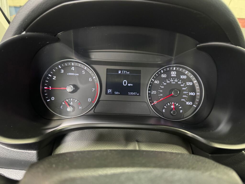 Used 2019 Kia Forte S w/ S Premium Package image 3