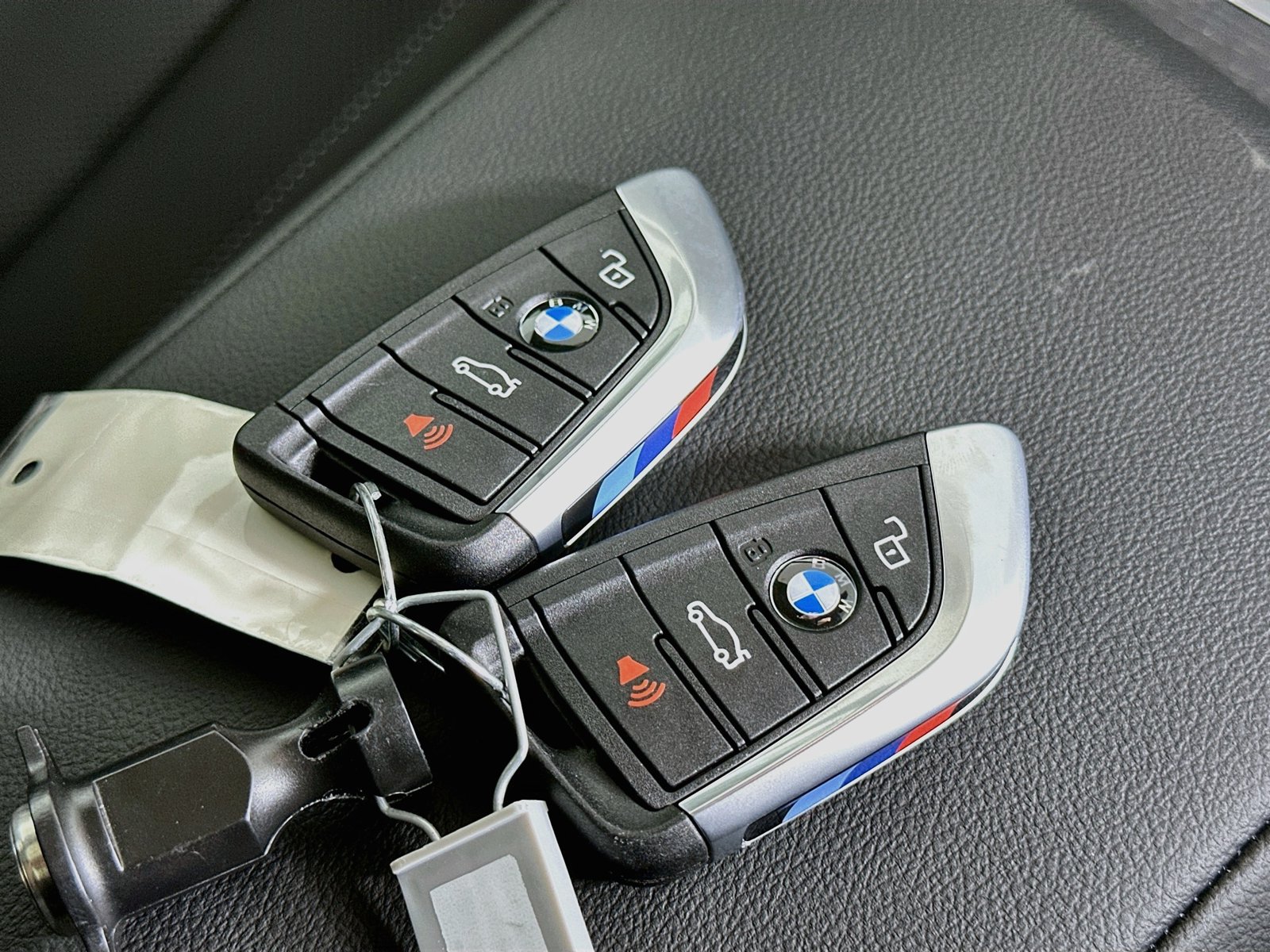 New 2026 BMW 330i xDrive Sedan w/ M Sport Package AWD/4WD image 47