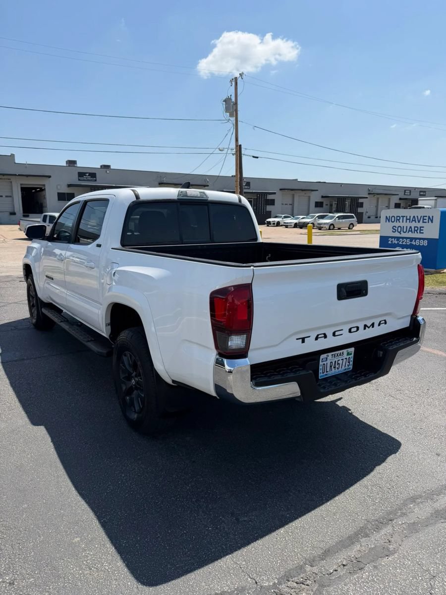 Used 2021 Toyota Tacoma SR5 w/ SR5 Appearance Package (SM) RWD image 5
