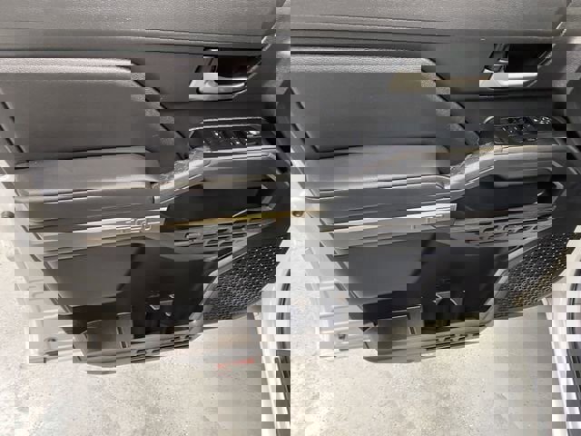 Used 2025 Toyota Tacoma TRD Off-Road image 22