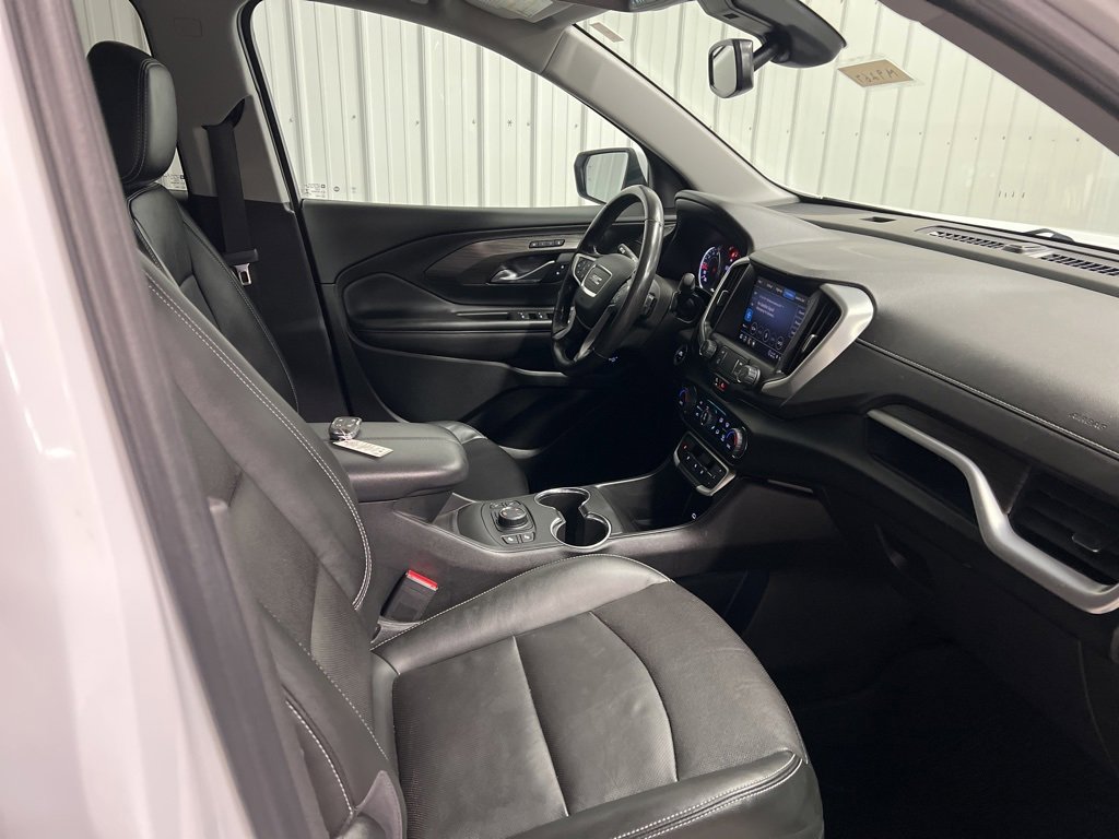 Certified 2022 GMC Terrain SLT w/ LPO, Floor Liner Package image 8