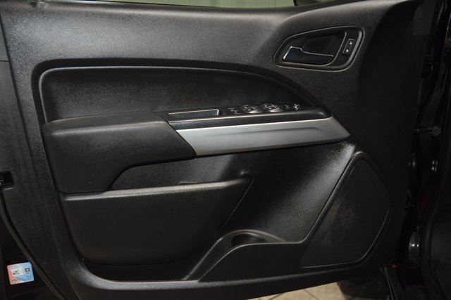 Used 2018 Chevrolet Colorado LT w/ Redline Special Edition image 44