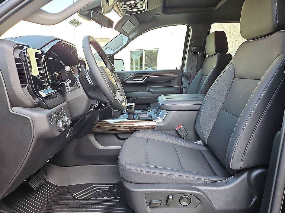 New 2026 Chevrolet Silverado 1500 LT Trail Boss w/ Convenience Package II AWD/4WD image 10