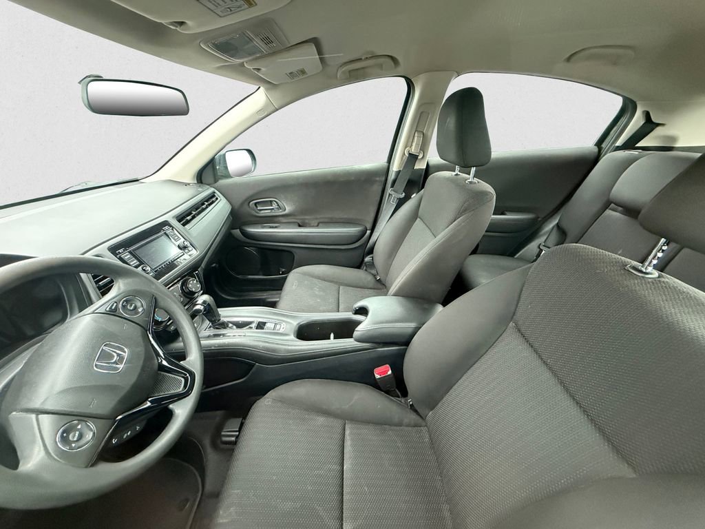 Used 2016 Honda HR-V LX image 6