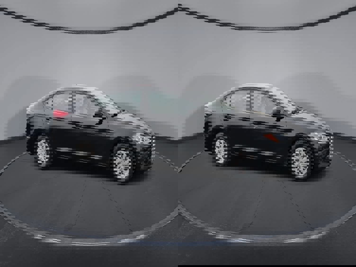 Used 2018 Hyundai Elantra SE image 9