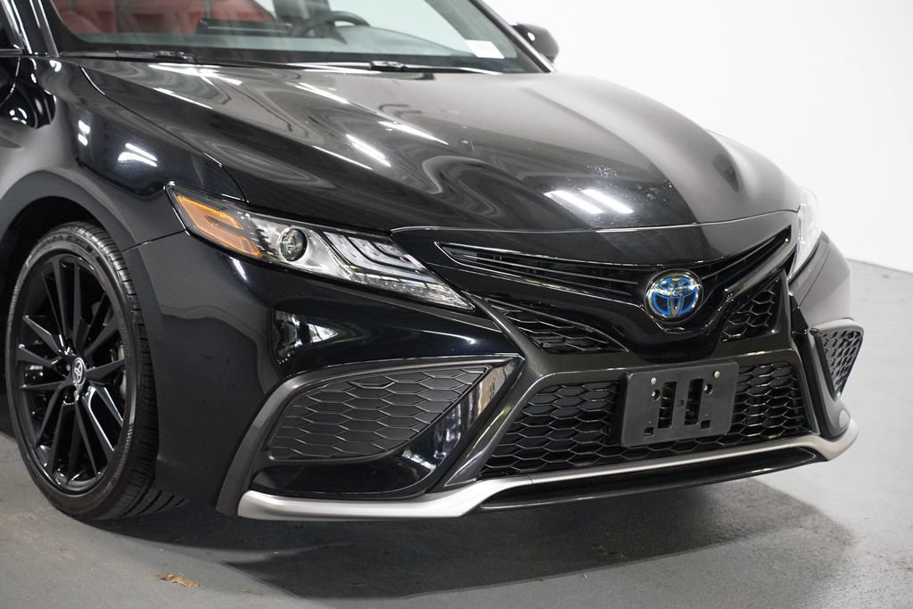Certified 2022 Toyota Camry XSE FWD image 4