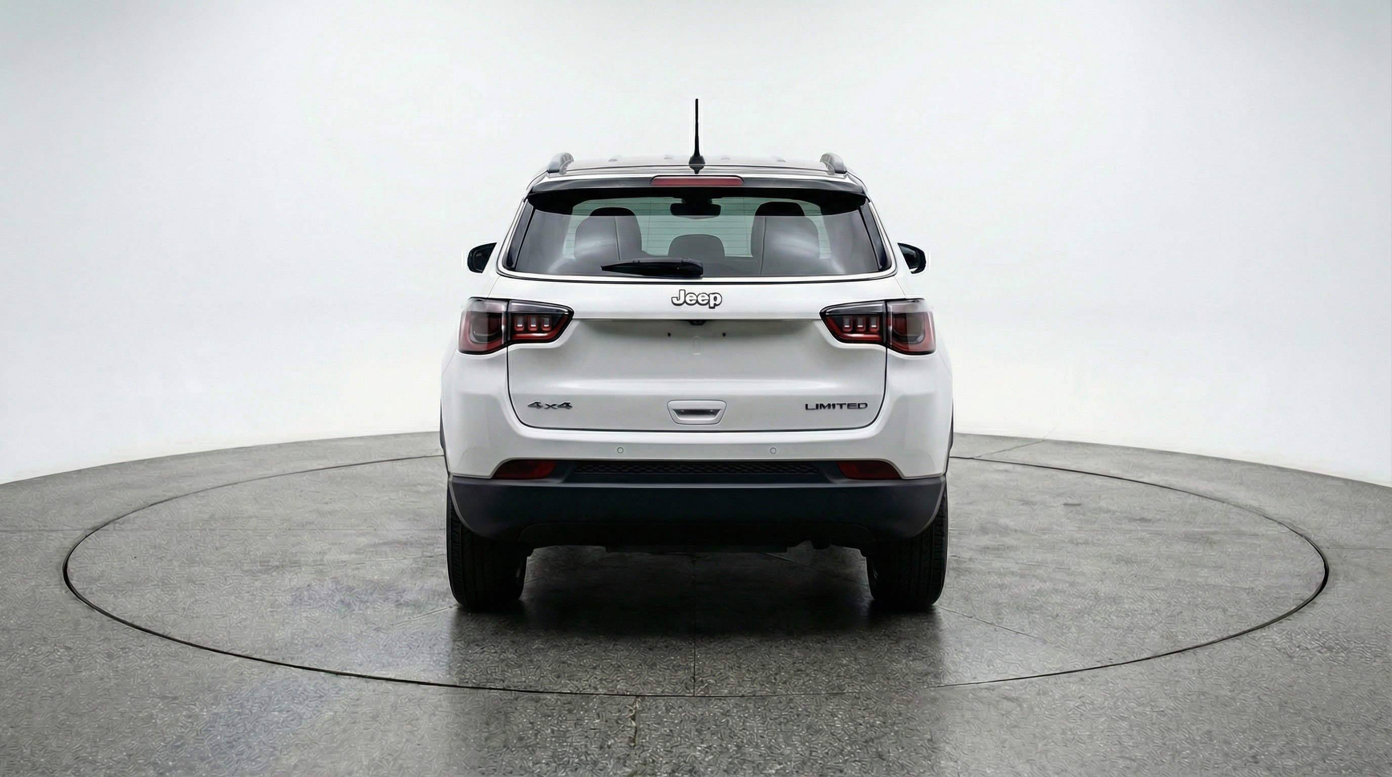 Used 2025 Jeep Compass Limited AWD/4WD image 7