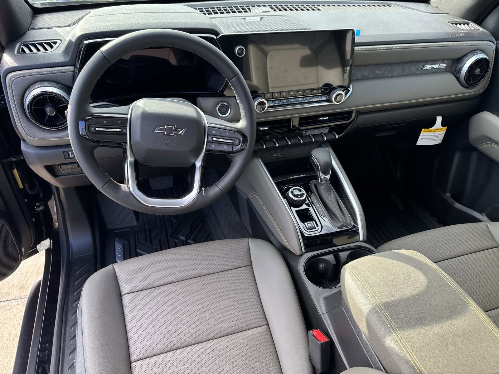 New 2026 Chevrolet Colorado ZR2 w/ Technology Package image 18