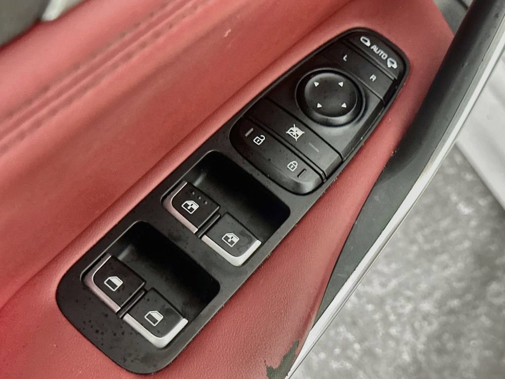 Used 2019 Kia Stinger GT1 RWD image 22