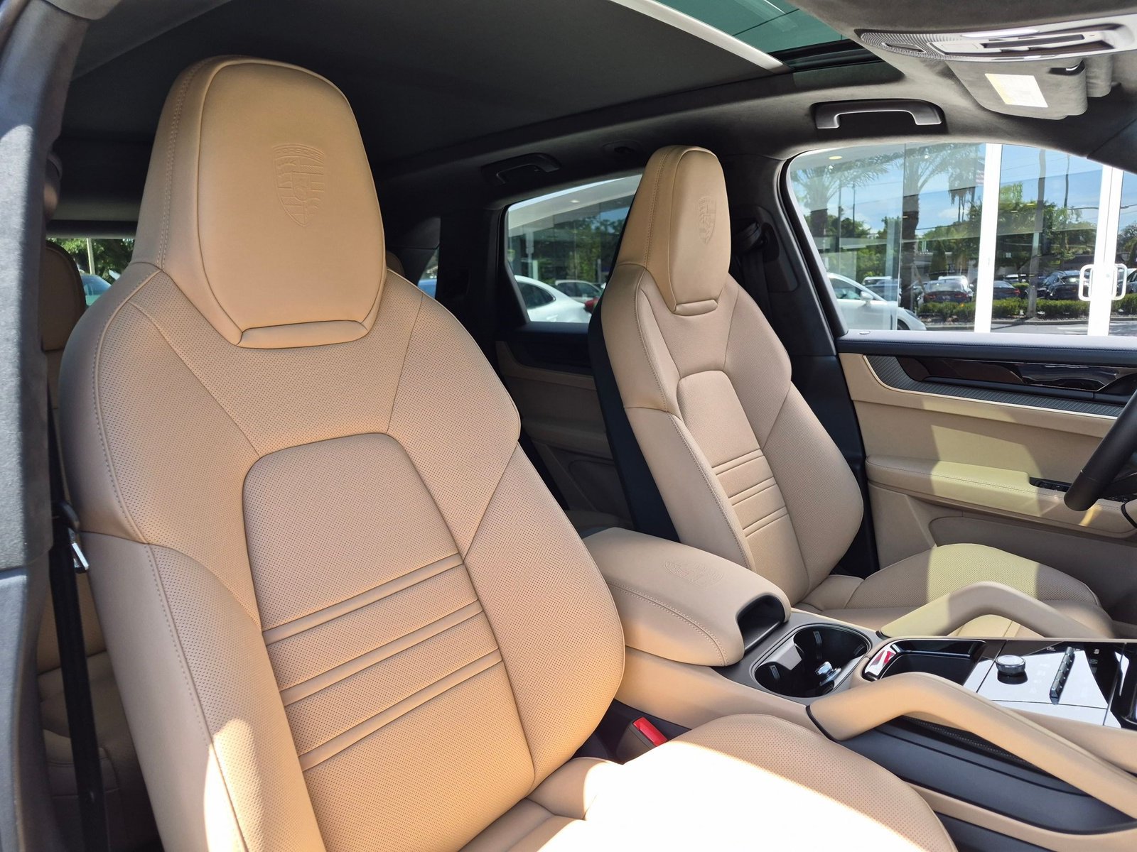 New 2026 Porsche Cayenne GTS AWD/4WD image 26