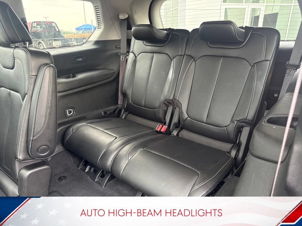 Used 2023 Jeep Grand Cherokee L Limited AWD/4WD image 11