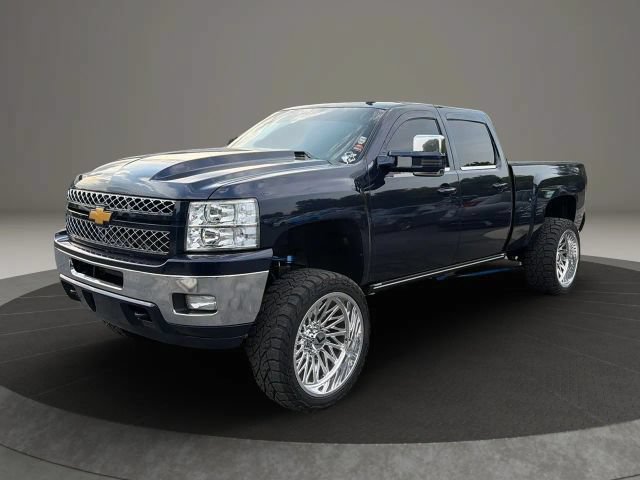 Used 2011 Chevrolet Silverado 2500 LTZ w/ LTZ Plus Package AWD/4WD image 1