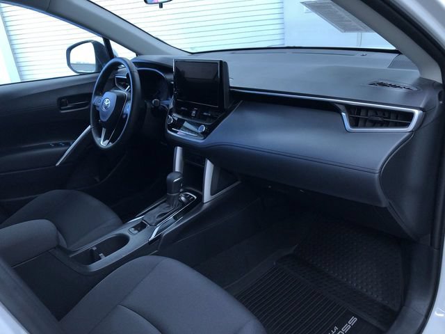 Certified 2023 Toyota Corolla Cross LE AWD/4WD image 23
