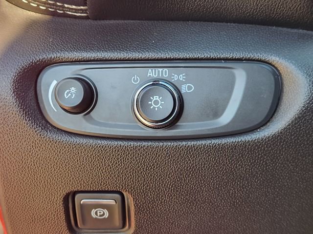 Used 2023 Chevrolet Blazer LT w/ Driver Confidence Package image 21