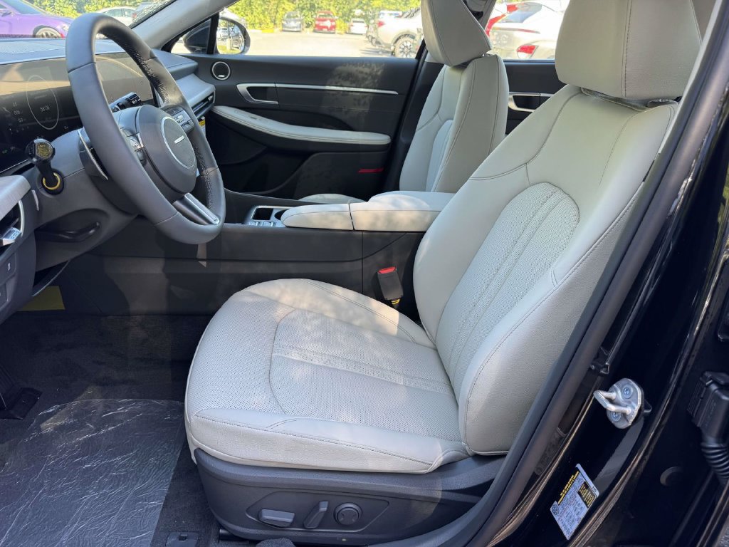 New 2027 Hyundai Sonata Limited FWD image 15