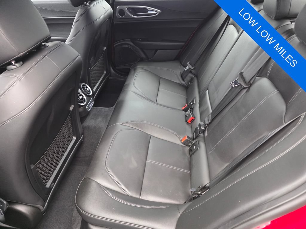 Used 2026 Alfa Romeo Giulia w/ Driving Assist Package RWD image 13