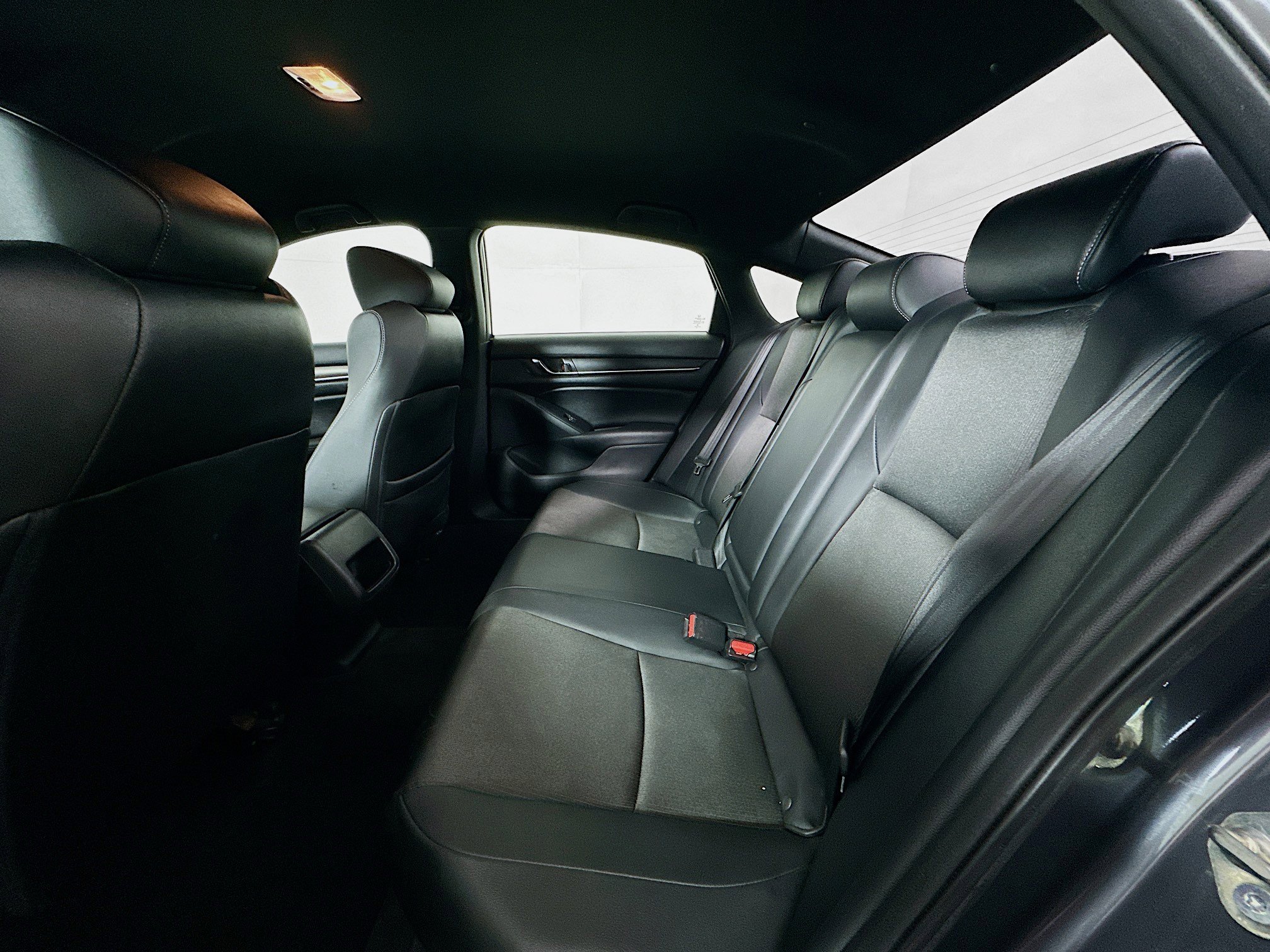 Used 2020 Honda Accord Sport image 26