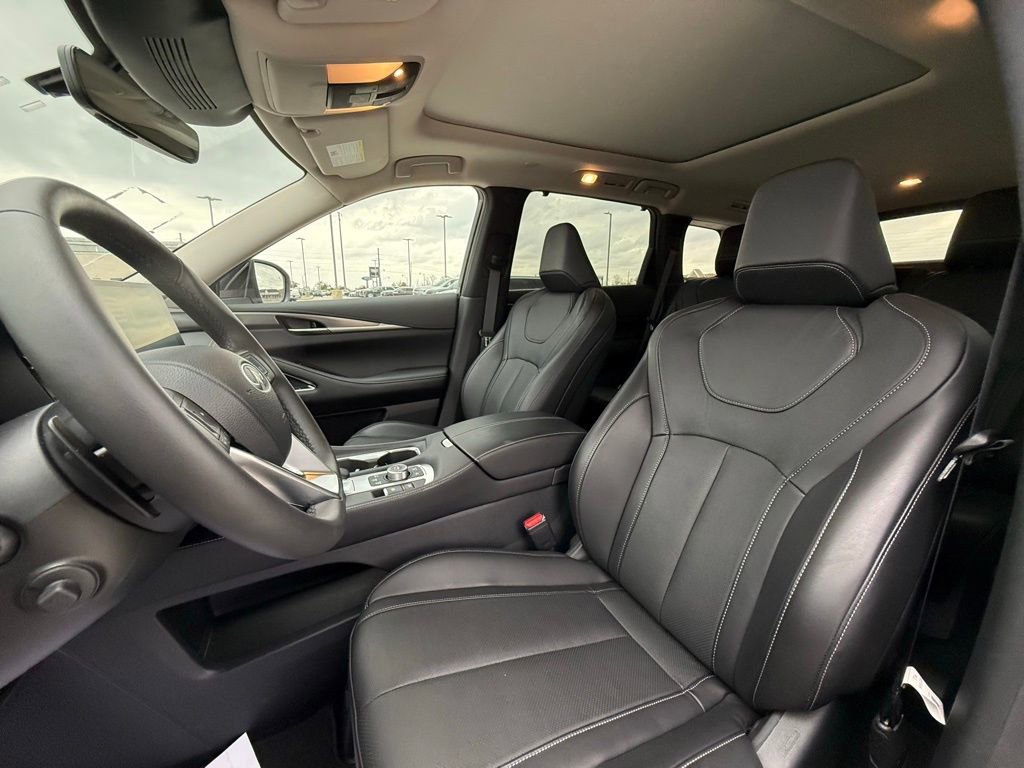 Used 2025 INFINITI QX60 Luxe image 27