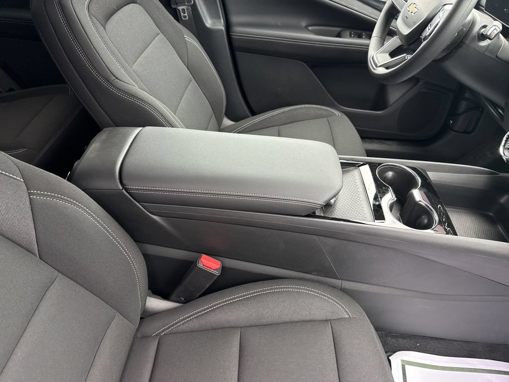New 2026 Chevrolet Blazer EV LT AWD/4WD image 13