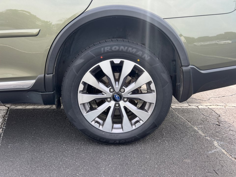Used 2017 Subaru Outback 3.6R Touring w/ Popular Package #5A AWD/4WD image 26
