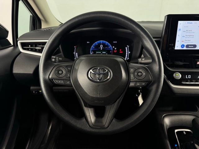 Used 2026 Toyota Corolla LE image 21