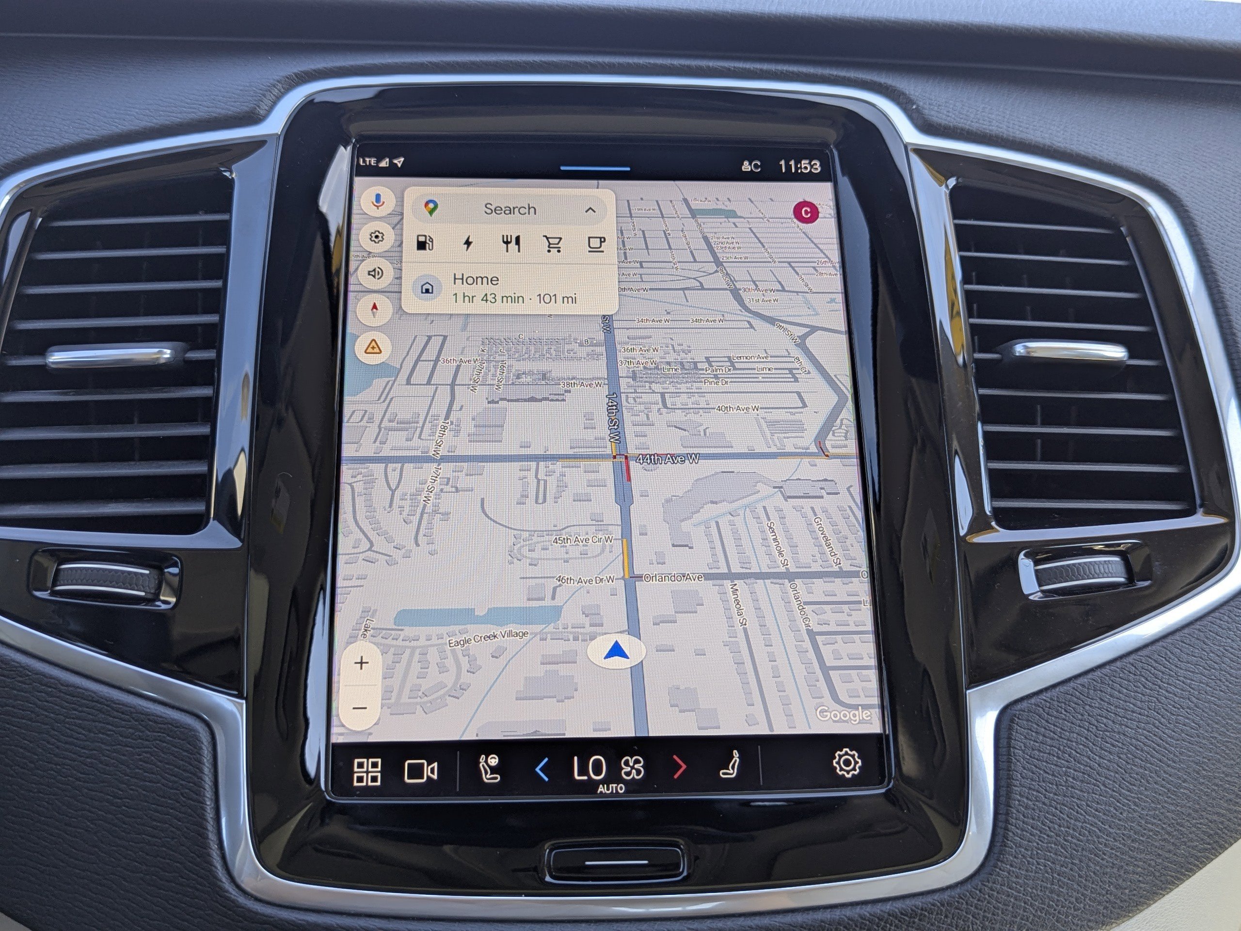 Used 2023 Volvo XC90 T8 Plus w/ Protection Package Premier image 27