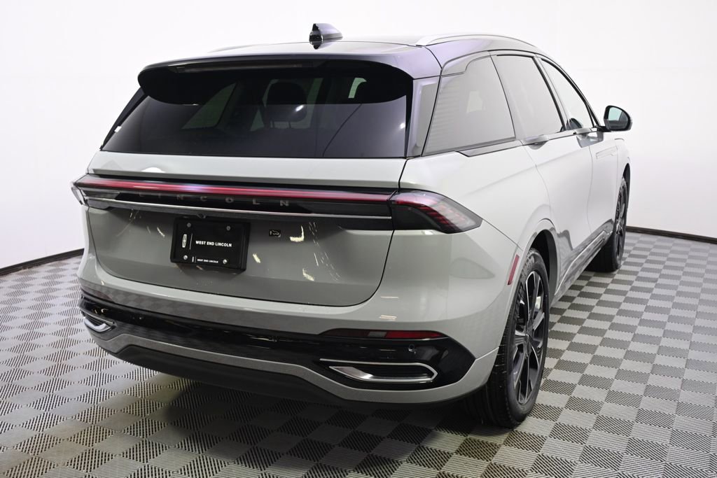 New 2026 Lincoln Nautilus Reserve image 6