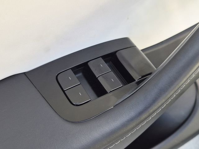 Used 2020 Tesla Model Y Performance image 23