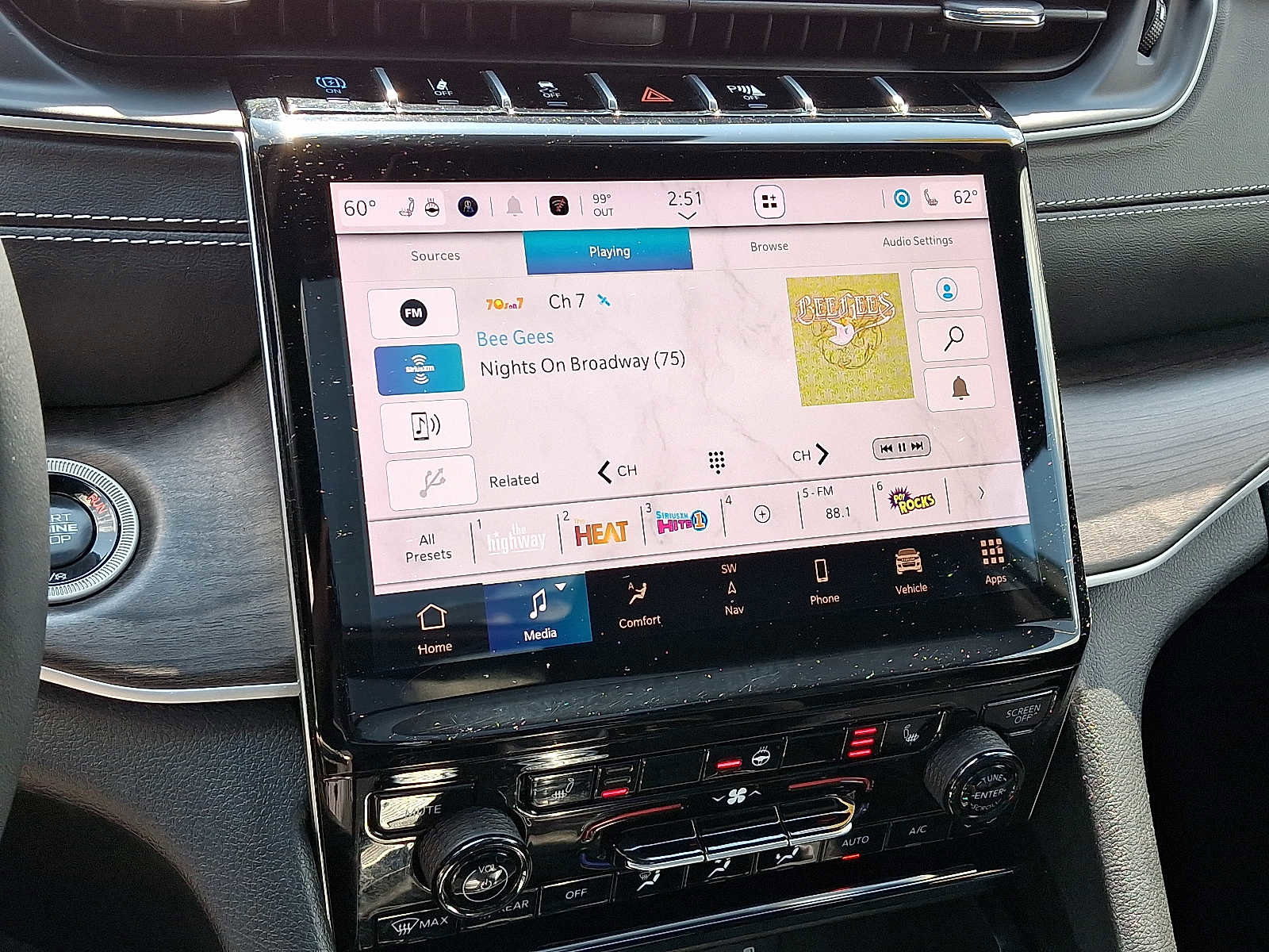 Used 2024 Jeep Grand Cherokee Limited 4xe image 21