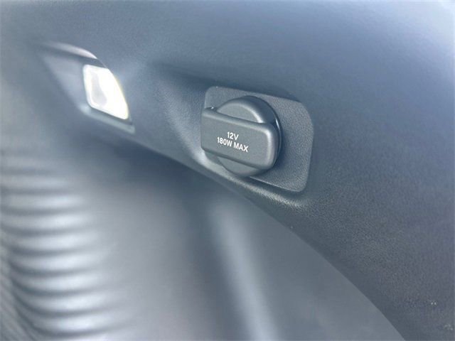 Used 2025 Honda HR-V LX image 25