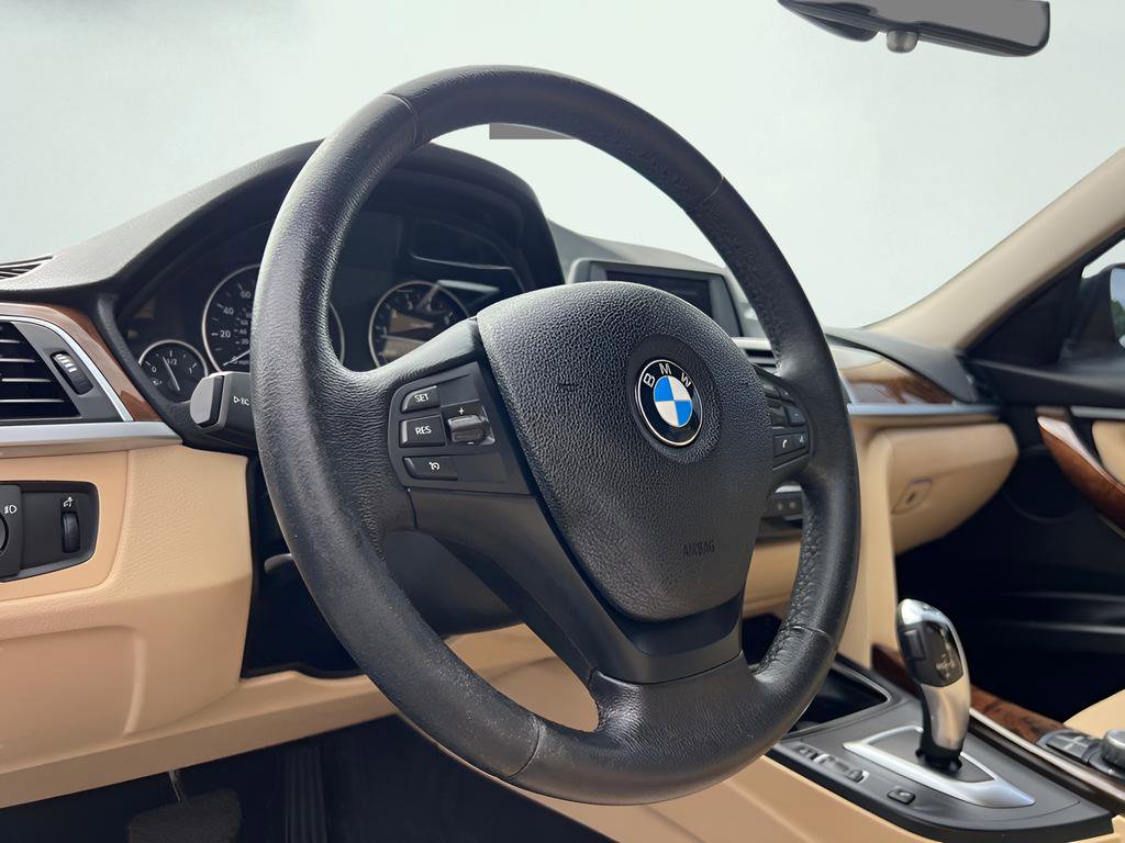 Used 2018 BMW 320i Sedan RWD image 51