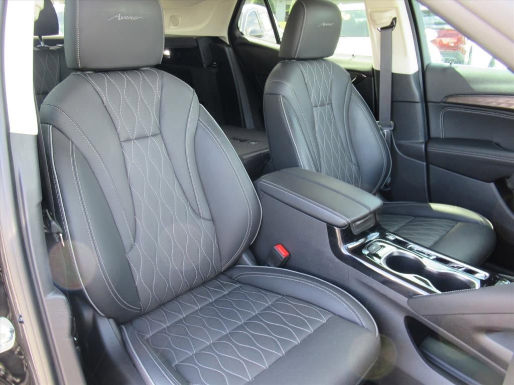 Used 2023 Buick Envision Avenir FWD image 9