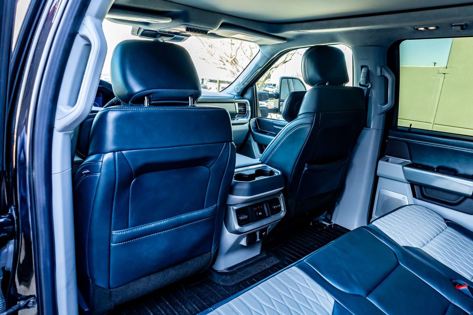 Used 2024 Ford F250 Limited w/ FX4 Off-Road Package image 30