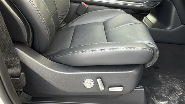 New 2026 Lincoln Navigator Reserve w/ Jet Appearance Package image 8