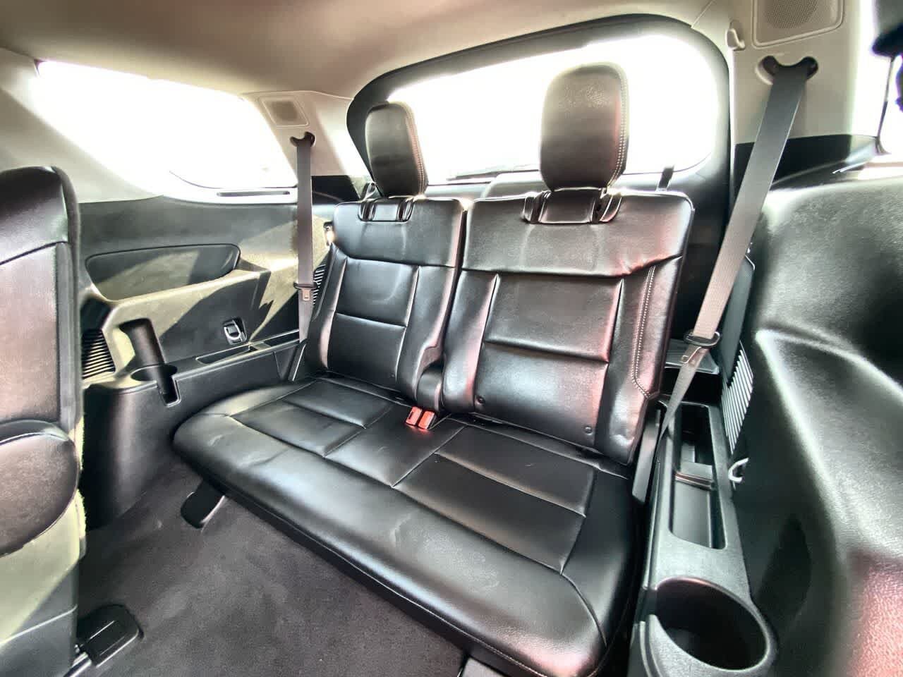 Used 2023 Ford Explorer Limited AWD/4WD image 23