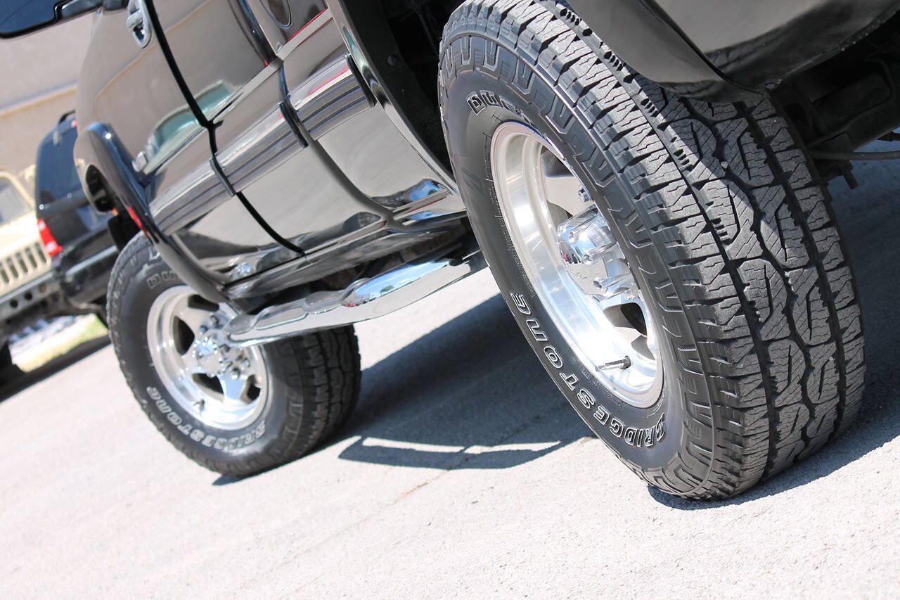Used 1999 Chevrolet Silverado 2500 LS w/ Snow Plow Prep Pkg AWD/4WD image 12