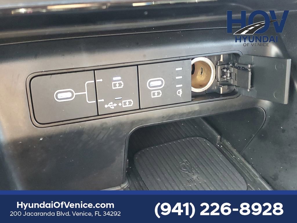 Certified 2025 Hyundai Tucson SEL image 38