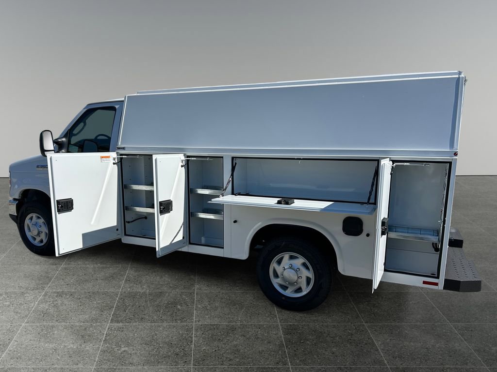 New 2026 Ford E-350 and Econoline 350 Super Duty w/ Power Equipment Group image 2